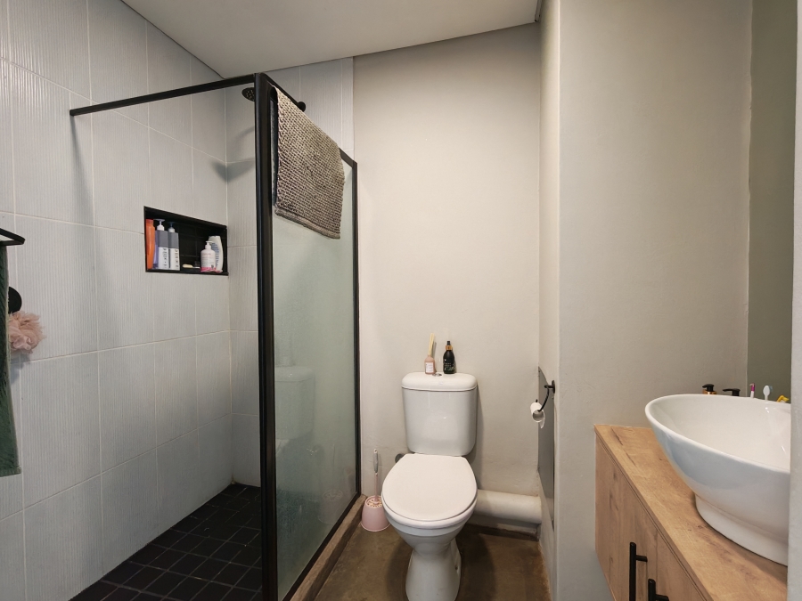 1 Bedroom Property for Sale in Kannoniers Park North West